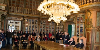 &ldquo;Retrato de Cruz Vermelha&rdquo;, uma obra do&nbsp;Almirante M&eacute;dico Lu&iacute;z Gonzaga Ribeiro.